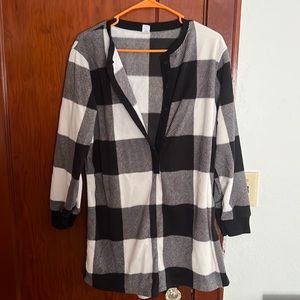 Old Navy Woman’s Black and White Checkered Romper Pajama Woman’s Size Medium (M)